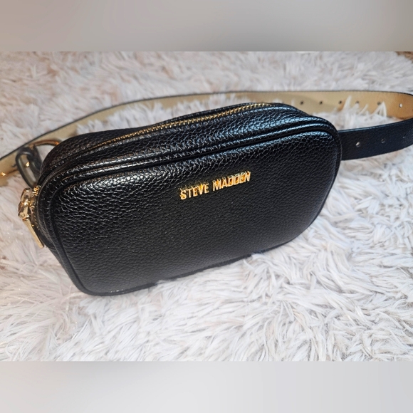 Steve Madden Handbags - Steve Madden Womens Rectangle Belt Bag Fanny Pack Faux Leather Black